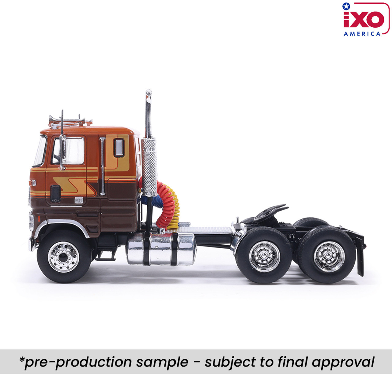 IXO - 1:64 - Ford COE 9000 - Brown and Tan