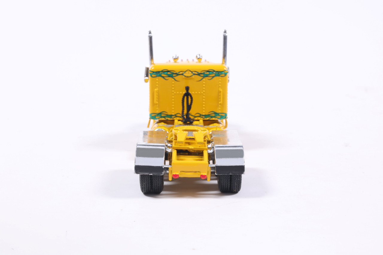 Pre-order, deposit only - ixo - 1:64 1952 Peterbilt 350 - Maggini Hay - Yellow with Green Flames