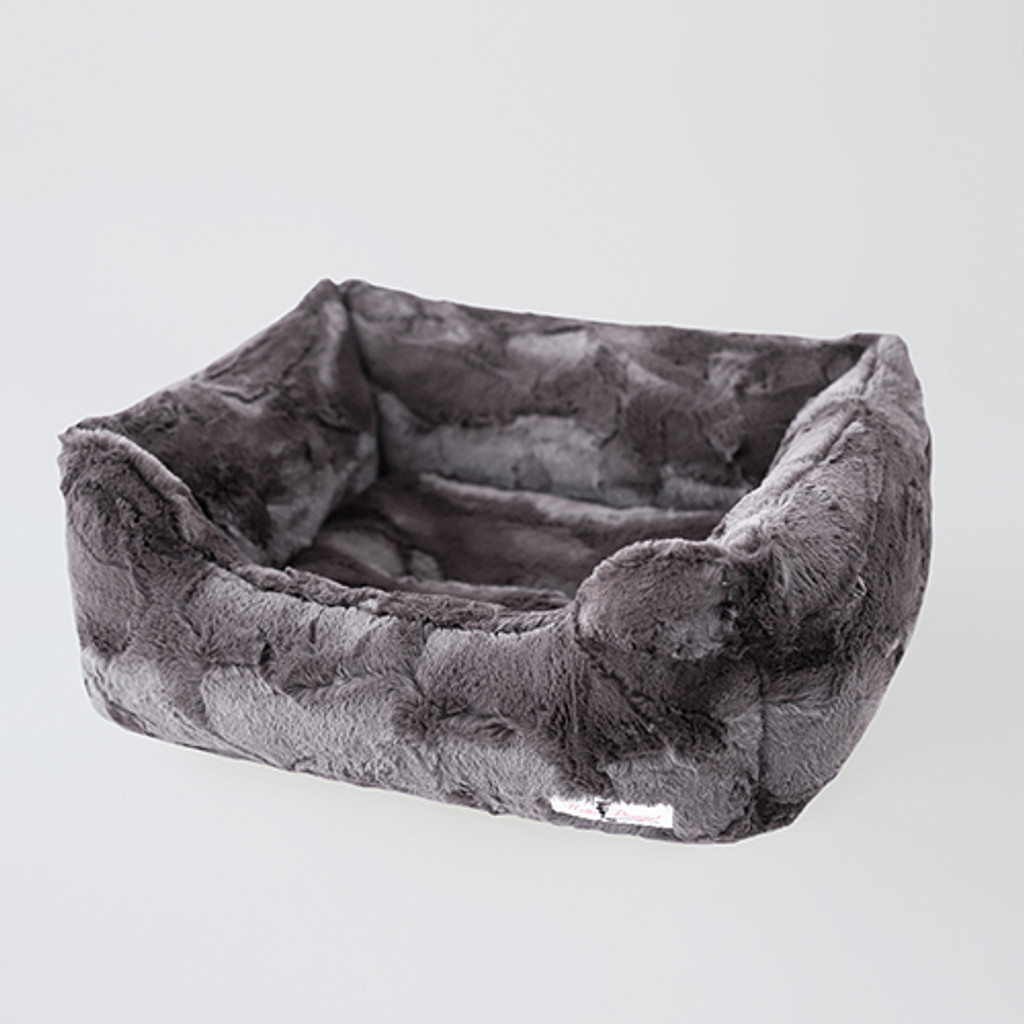 Luxe Dog Bed: Pewter