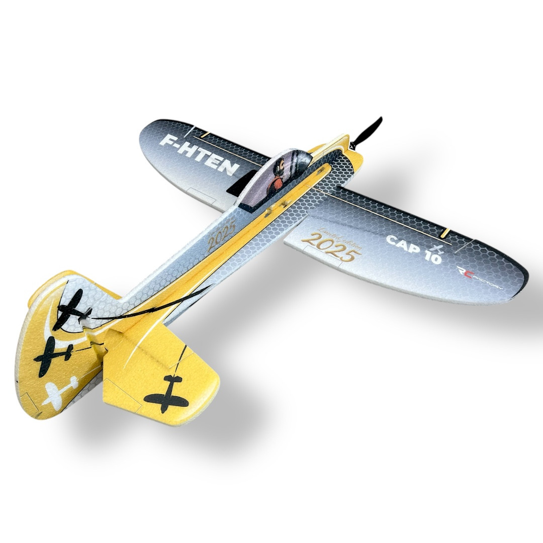 RC飛行機キット 生地完成 CAP-10B モデラーの皆様から投稿いただいた