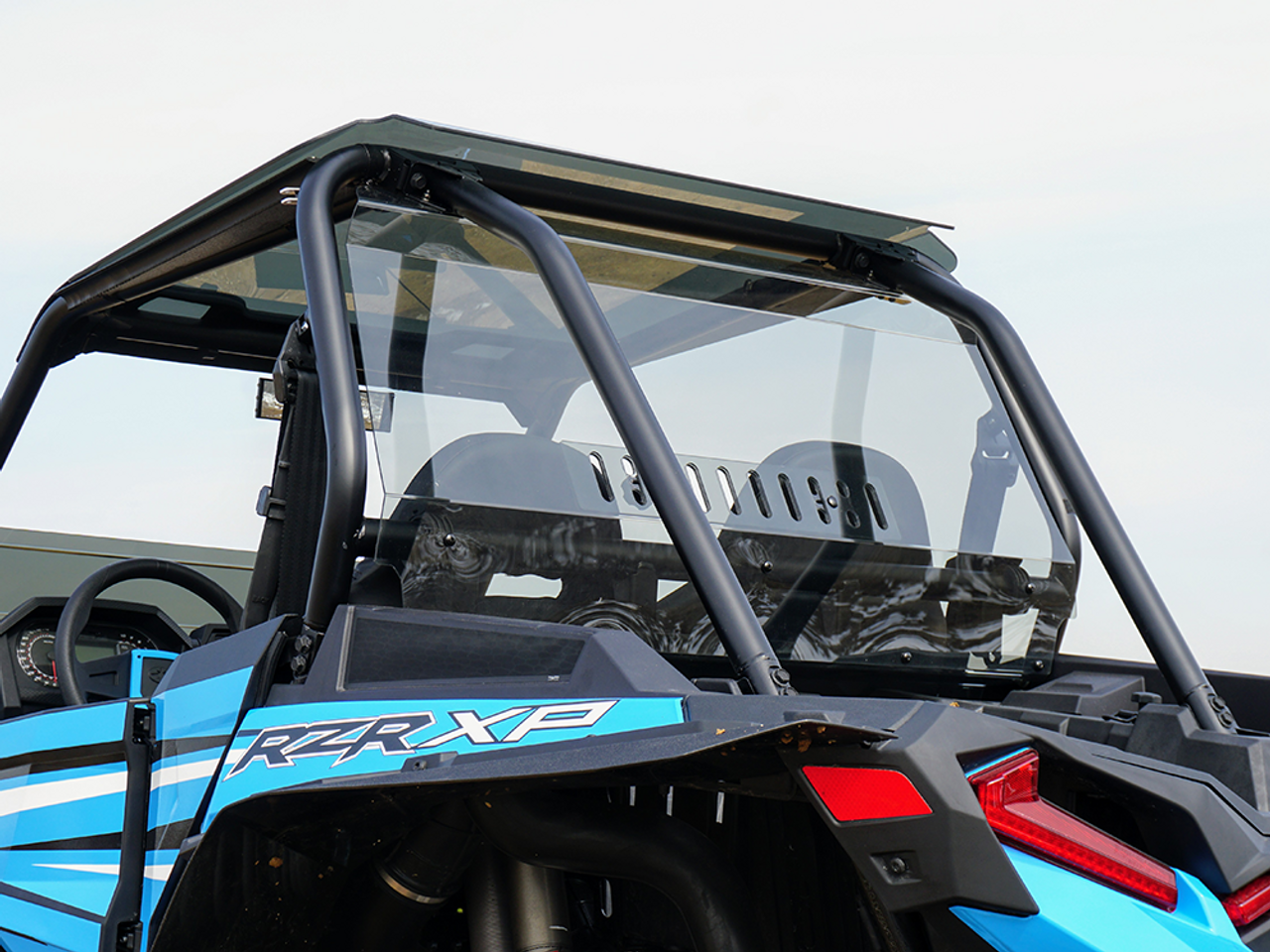 Polaris RZR XP1000 2019 Tinted Rear Windshield With Vent Spike