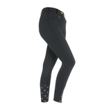 Elegant and supportive, Chapman breeches are both technical and smart for universal appeal. Lightweight and quick drying with matte finish silicone knee grips. Add a belt for true show presence. Style detail: contour seat, belt loops, zip hip pockets, silicone knee grips, sleek dry ankle cuffs, Aubrion prints.