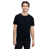 This graphic t-shirt is a wardrobe staple for all occasions and activities. The 100% cotton jersey fabric is brushed for softness, while the front and back graphics, branded collar tape detail and ribbed neck give it an authentic look for casual days.