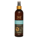 Give your dog's coat a burst of freshness with Benji & Flo Orchard Breeze Coat Spray. This ultimate coat refresher leaves a long-lasting, pleasant orchard breeze scent while also nourishing and soothing their skin for a healthy, soft coat. Its quick-drying, mild, and gentle formula makes it ideal for a quick refresh anytime.