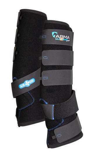 ARMA deluxe mud socks feature ergonomic shaping to ensure a close, comfortable fit, giving maximum protection against mud fever. Dense neoprene protects against bumps and scrapes and features airflow perforations help ventilate the leg to avoid over-heating. Secure touch close straps. Suitable for front and hind legs. Set of 2. ARMA deluxe mud socks feature ergonomic shaping to ensure a close, comfortable fit, giving maximum protection against mud fever. Dense neoprene protects against bumps and scrapes and features airflow perforations help ventilate the leg to avoid over-heating. Secure touch close straps. Suitable for front and hind legs. Set of 2.