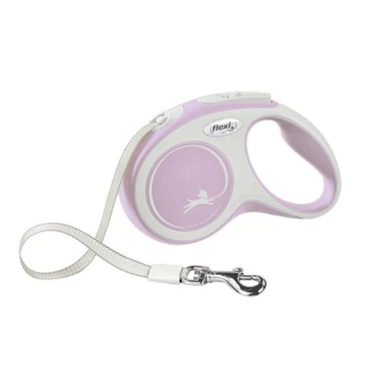 The flexi New Comfort harness leash is equipped with an easy-to-use brake system and offers a locking function. The comfortable soft handle is adjustable and can thus be adapted to the individual hand size. If desired, you can extend the webbing retractable leash with separately available accessories and attach, for example, a light or a multi-box for snacks and poo bags. The dog leash is made in Germany and is characterised by the high quality of all components used.