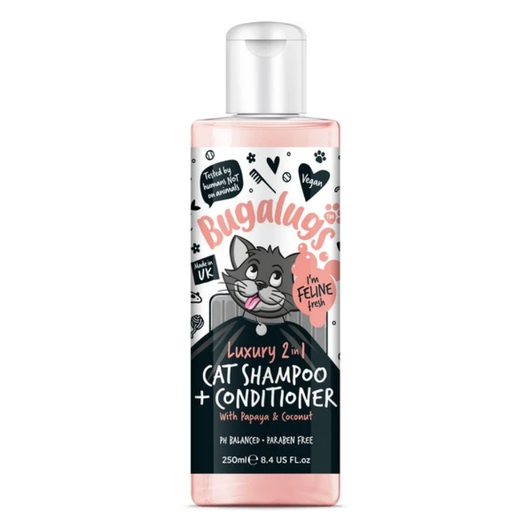 Bugalugs Papaya & Coconut luxury 2 in 1 cat shampoo & conditioner cleanses, nourishes and conditions the cat’s skin and coat in a luxurious lather to help de-tangle hair for easier brushing, Removes dirt and grease leaving the coat feeling soft and shiny with a tropical papaya and coconut fragrance. Contains Papaya Extract, Colloidal Oatmeal & Coconut Oil that cleanses, nourishes and conditions with tropical papaya & coconut fragrance.