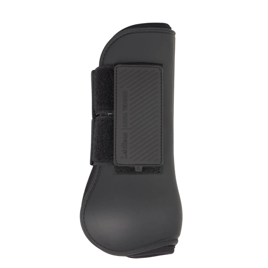 Great value protection from brushing scrapes and knocks, these sturdy tendon boots bring colour to a core favourite.

Available for the first time in seasonal Fondant as well as traditional Black, these protective boots with secure hook and loop tape fastenings are ideal for strike protection.