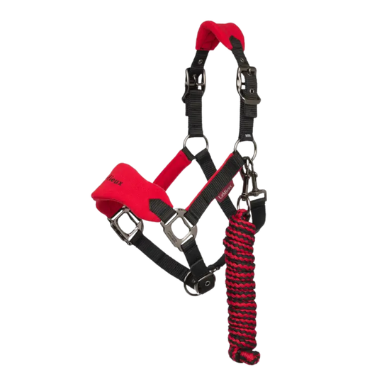 Pamper your horse or pony in distinctive LeMieux style with this soft headcollar, featuring fleece inserts at the cheeks, poll strap and nose band.

The super soft fleece inserts do two jobs - they ensure even pressure distribution, plus they're fitted with extra padding for the greatest possible comfort. The cheek straps are lined with fleece to eliminate rubbing on your horse's skin. Not only stylish but practical, too, it's multi adjustable at the curb and poll strap (adjustable from both sides), with a trigger clip throatlash for easy use.

Each Vogue Headcollar comes with a matching colour-coordinated 1.8m Leadrope.