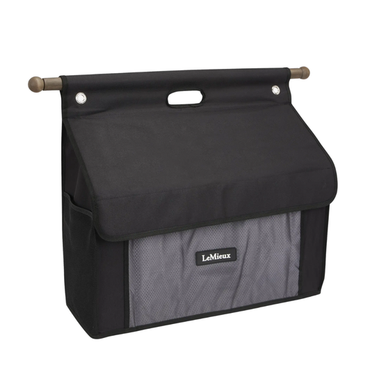 Take this large structured grooming bag with you when you travel to set up your home-from-home show stable.

A 65cm wooden bar supports the bag when it's being carried or hung up. Large mesh pockets on the sides are ideal for storing treats or brushes.

Metal-lined eyelets are helpful for hanging up. Its generous capacity is the perfect size for more oversized items, such as rugs and saddle pads, to keep them neat, clean and dry.