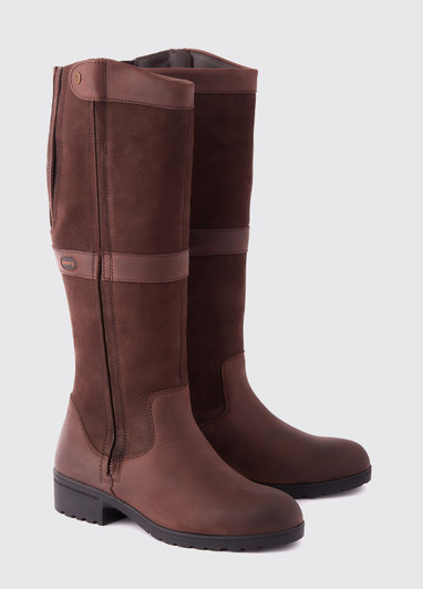 Dubarry country boot. GORE-TEX lining and Dubarry's signature DryFast-DrySoft leathers, plus a securely bonded sole all creates a waterproof, shock-absorbing, comfortable boot.

On top of this a full length zip helps foot entry and a leather covered elasticated calf panel streamlines the calf giving an elegant silhouette. Built to withstand the rough and tumble of country life, the Sligo style and fit looks great in a more urban setting too.