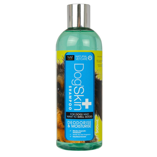 Dog'Skin Shampoo is designed to ensure maximum compliance. Its quick lather, easy rinse formula is ideal for bathtime and is gentle enough to be used as frequently as desired.

Effective Deodorising - Enzymatic deodorisers neutralise odours in the coat and cling to fur after rinsing to provide ongoing odour reduction long after bathtime.

Microflora Balancing - Doggy odours can be caused when the skin's microflora becomes unbalanced, so Dog'Skin Shampoo uses skin prebiotics to rebalance the microflora and reduce unwanted smells.

Moisturising & Conditioning - Dog'Skin Shampoo provIdes a deep clean and degreases the fur without the use of harsh detergents which strip natural oils from the coat. It also contains compounds which actively moisturise the skin and condition the coat for easier detangling.

Pet Friendly Fragrance - Dogs possess a highly sensitive sense of smell so unlike some pet shampoos, Dog'Skin does not rely on using fragrance to mask unwanted odours and is designed to leave only a subtle fresh Tea Tree scent behind