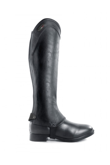 Crafted in a stretchy synthetic leather, the Marconia Gaiter gives a simple, chic silhouette with a contouring top effect.
There is a branded popper button at the ankle to stop any zip movement. Easy-Care Synthetic leather with 3D Stretch, Lined with Microfibre for grip
Contoured shape at the top with Brogini Italian Badge.