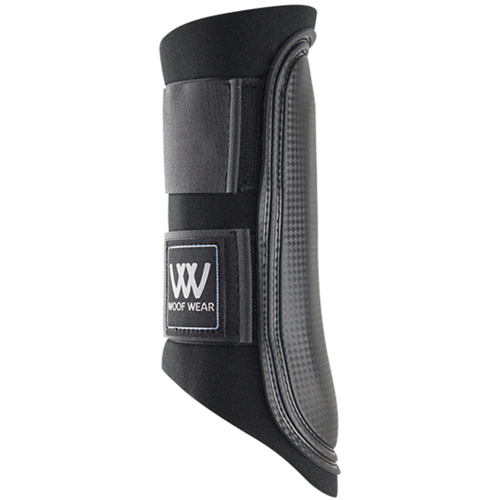 Woof Wear Club Brushing Boot is designed to provide maximum protection for the horse from brushing and is so effective the Club Boot has become the UK's best selling general purpose boot. Available in a large range of base and strap colours to suit every horse and riders individual look. Crafted from 5.5mm PX closed cell neoprene which is light and flexible even when wet. The hard wearing strike pad with added padding offers the greatest protection from brushing. Suitable for both front and hind legs and sold in pairs.