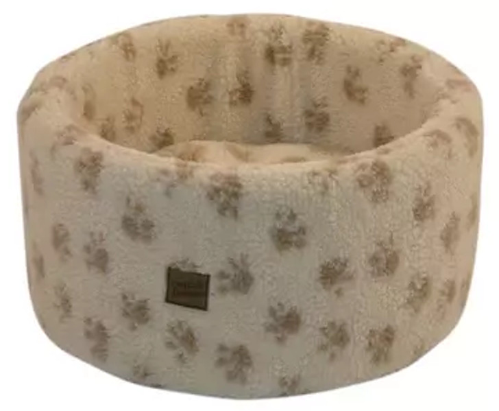 The Danish Design Cat Bed is a deluxe sleeper product, with fibre-filling and only the softest fleece inner and exterior to ensure ultimate comfort. The cat bed is uniquely deep, with high sides to provide a cosy, sheltered environment for five-star feline napping.