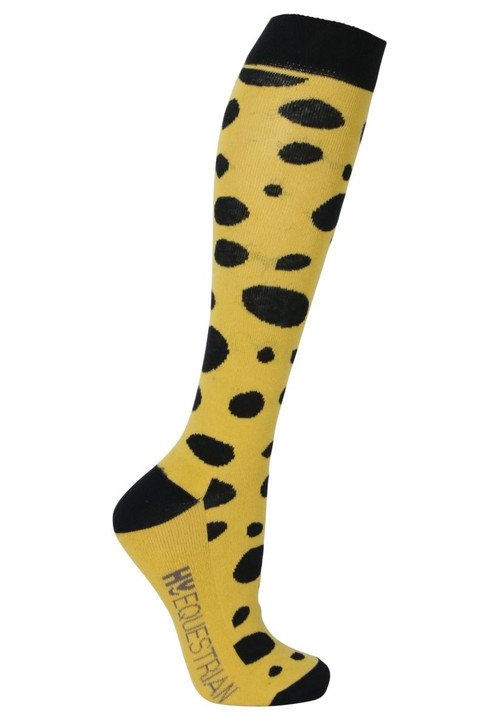 Could Chico The Cheetah be any cooler? These fabulous socks are made from soft, stretchy material with added bamboo which is known for its antibacterial properties. Designed in co-ordinated colours, you have the argyle print with the cheetah head, the second is a groovy gold leopard print and third, a tropical leaf design. With a padded sole, you will be sure to be warm and comfy in these funky socks.