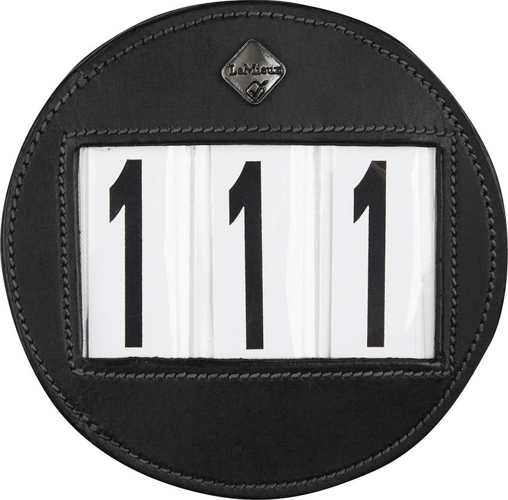 The LeMieux Leather Number Holder provides a sophisticated way to display your number at competitions.  Attaches easily to the bridle with a strong fixing pin.