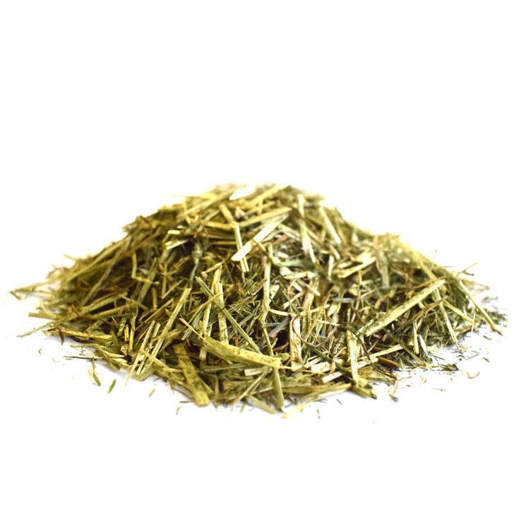 A very palatable late cut meadow grass, dried and chopped, with added herbs and a light coating of quality linseed oil.

Naturally high fibre and low sugar
No molasses
No preservatives
No Soya
No chemical processing
No added waste by product fibre.
Thunderbrook’s Healthy Herbal Chaff is ideal for mixing with Base Mix or Daily Essentials to encourage your horse to chew and eat his feed more slowly.