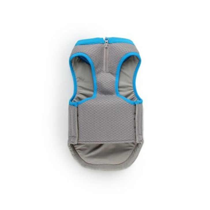 The All for Paws Chill Out Cooling Vest is the perfect summer coat for your dog. Designed to reflect heat from the sun, the cooling vest can help lower your dog’s body temperature when soaked in cold water and worn as the water evaporates from the vest.