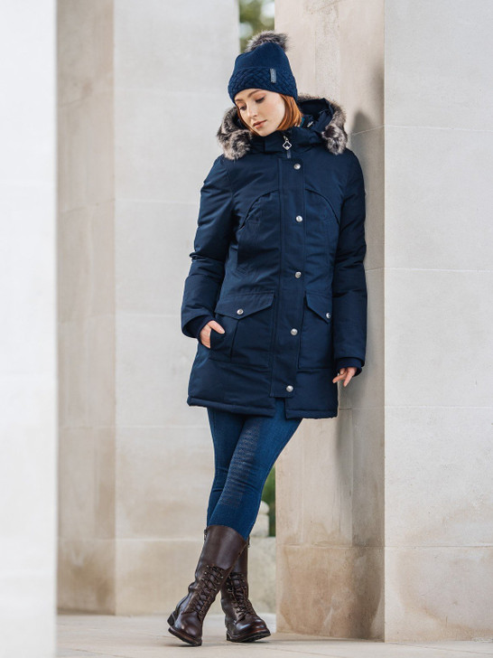 A stylish addition to your winter accessories, the LeMieux Lola Beanie is made with a subtle cable knit band embossed PU leather LeMieux branding.
 

Lined with a super soft micro fleece for extra warmth and comfort.
 

Luxury detachable faux fur pom