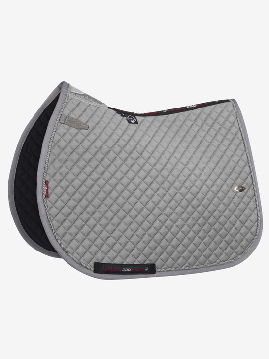 The perfect partner for the Wither Relief Memory Foam Half Pad, this jumping pad contains the carbon mesh spine insert ensuring optimum wither relief and air flow as the pad's high wither shape reduces pressure Two way lower strap gives different girthing options.


This pad also benefits from LeMieux's signature bamboo lining, with its high degree of breathability and anti-bacterial properties. The ultra soft binding, outer braid and metal LeMieux motif make this a real statement saddle pad whether in the ring or training.