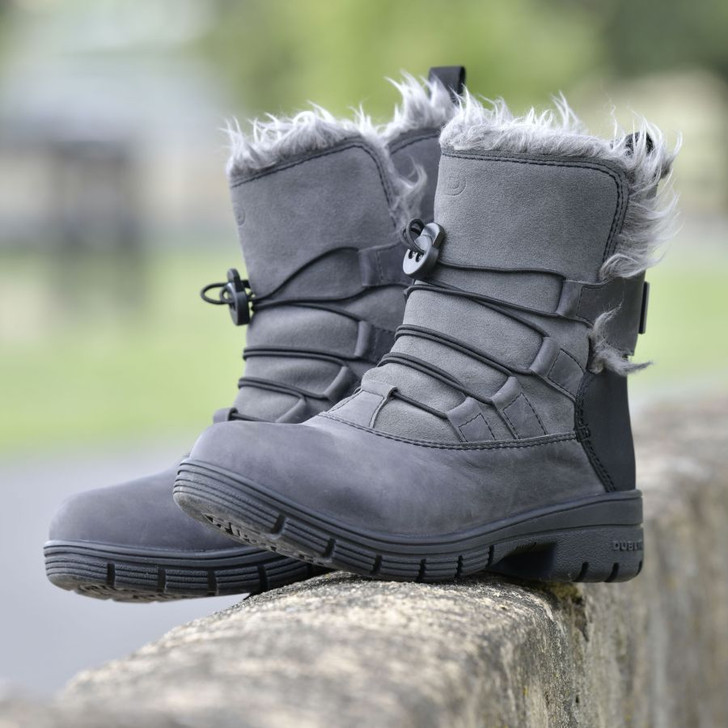 The Dublin Boyne Boots are waterproof and breathable ankle height country boots with a leather upper and faux fur lining for warmth. The front adjustable elastic draw string ensures a secure fit and makes these boots quick and easy to take on or off. The Dublin Boyne boots have a waterproof booty lining, ensuring that your feet and ankles will remain dry, whilst the breathable lining will keep you comfortable. Moisture-wicking RCS footbed system with heel, arch support and double cushioning layer for great comfort. The Positive Traction Grip (PTG) outer sole provides excellent grip. Due to leather being a natural product, the colour may vary from that shown. Available in regular fit.