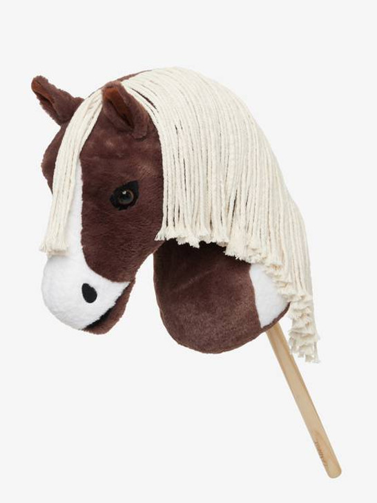 Giddyup! Get your little one geared up for horse riding with Flash, our striking skewbald Hobby Horse.
 

Complete with a realistic head, plaitable mane and a hook and loop mouth to hold our matching accessories, mini riders will enjoy hours of fun running around with their very own mini horse.
 

Matching accessories are also available to get the matchy matchy look.