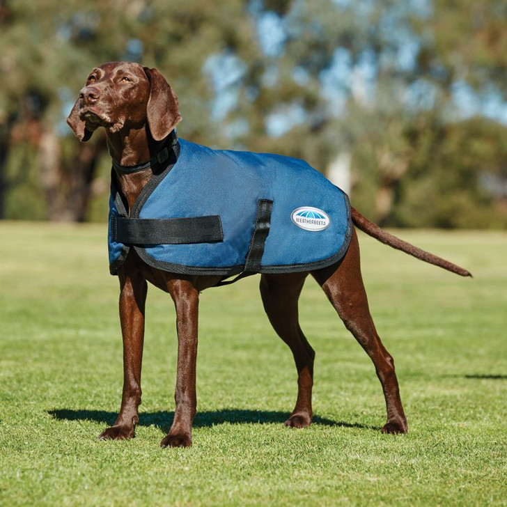 Strong, high quality and great value dog coat. The WeatherBeeta ComFiTec Classic Parka Dog Coat is made so you can go and explore any time with a tough waterproof and breathable 600 denier outer, polyester lining and 100g of polyfill. Featuring adjustable touch tape chest and belly closures for a secure fit.