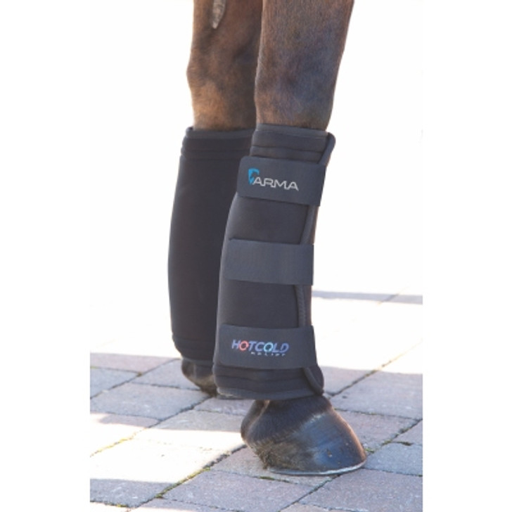 The ARMA Hot/Cold relief boots offer versatile therapeutic treatment ligaments and tendons of the lower leg. Comfortable neoprene, bound edges and touch close straps allow for a secure, supportive fit. Gel packs secure with touch close fastenings. Replacement gel packs available separately. Suitable for use on front or back legs. Heat in hot water or microwave. Cool in cold water or freezer. Sold in pairs.