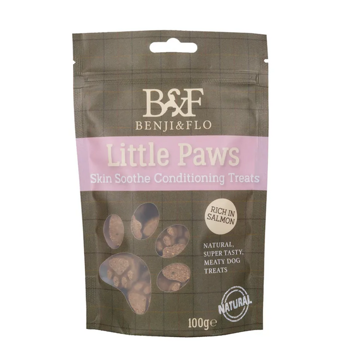 Benji & Flo “Little Paws” natural dog treats combine delicious flavours from real meats, vegetables and wholesome ingredients. These treats are free from artificial additives and not only satisfy your dog’s taste buds but also support their health with nutritious, low-calorie goodness. These Skin Sooth Conditioning Treats are packed with tasty salmon, salmon oil and primrose oil to help maintain healthy skin and glossy coat condition.Making them a popular healthy treat for your best friend!