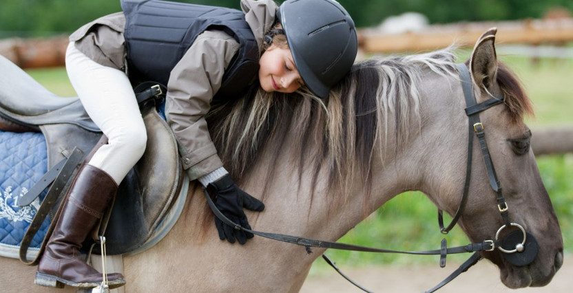 The ultimate guide to get your child horse riding