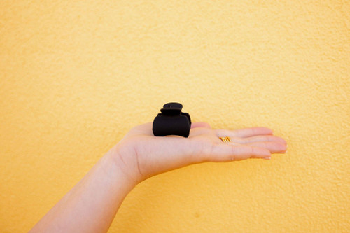Mini Jette Black Claw Clip