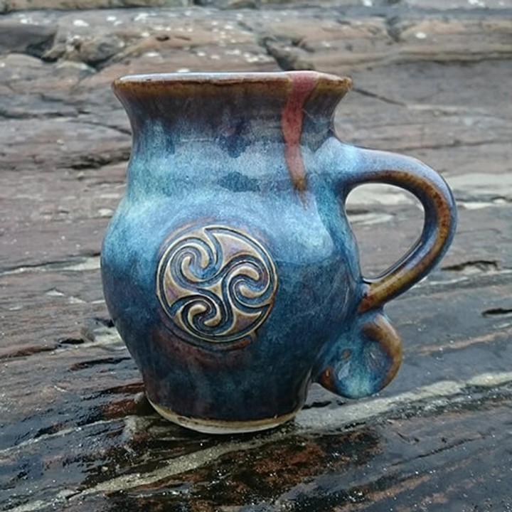 Irish Pottery Handcrafted Curved Mug Keilys.com