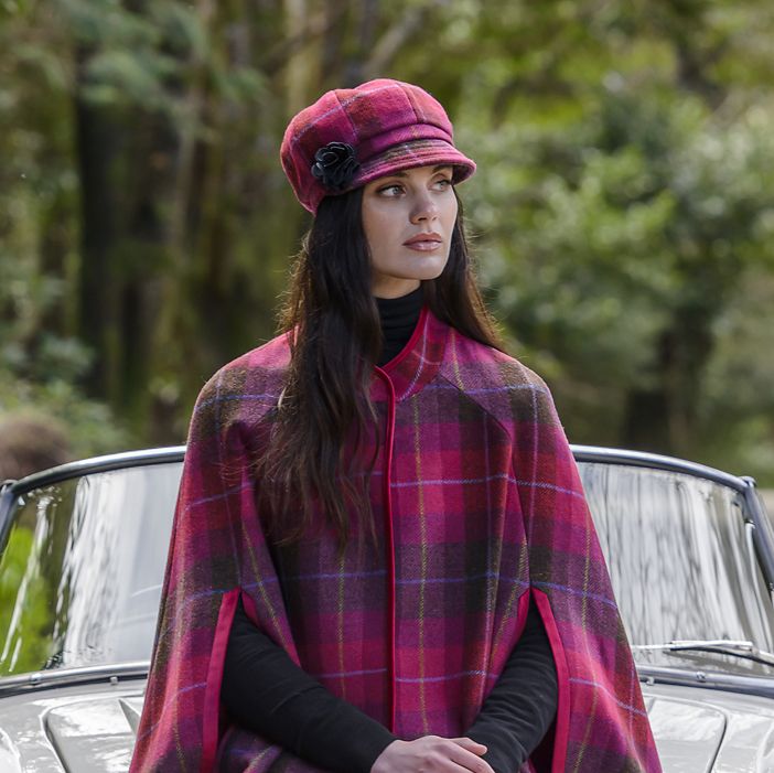 Mucros Weavers Newsboy Hat for Ladies Pink | Keilys.com display picture 2