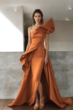 Detailed Material Gown Detailed Material Gown