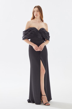 Calis  Gown