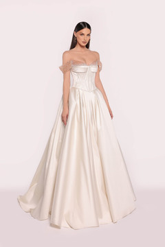 Escurs Taffeta A-Line Gown Escurs Taffeta A-Line Gown