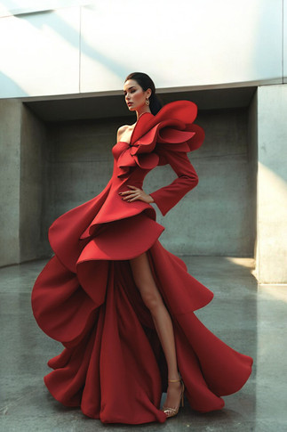 Anahita Sculpt Gown
