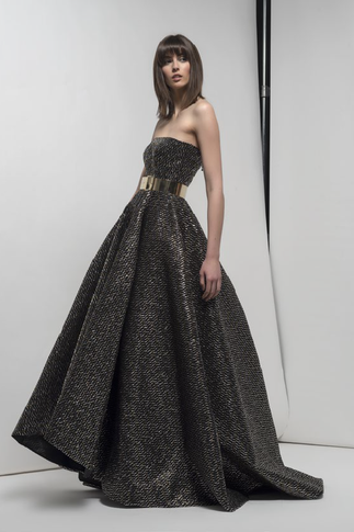 Isabel Sanchis Strapless Aberdeen Gown 01