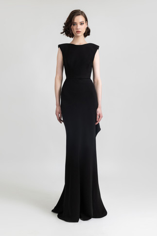 Backless Slim-Cut Gown
