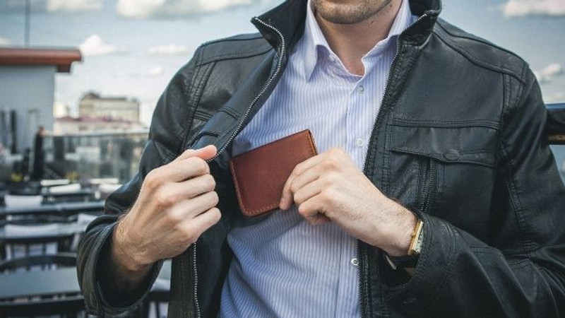 4 Easy Ways To Slim Your Wallet