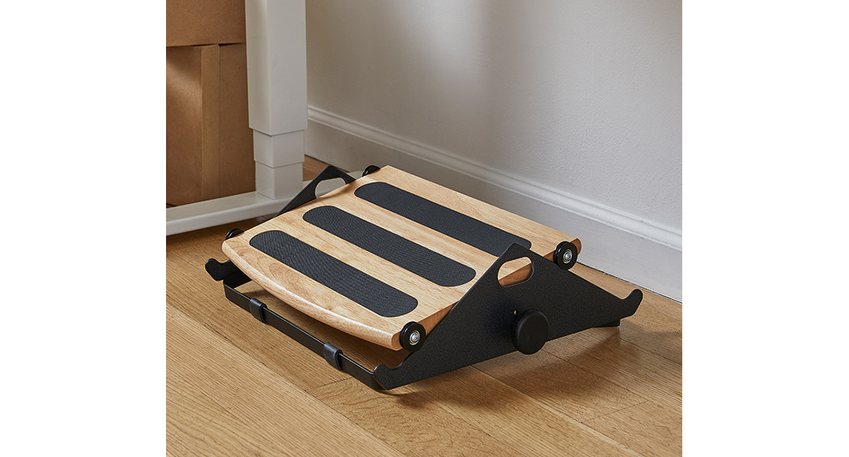 Humanscale FR300 フットロッカー 木製 フットレスト Amazon.com: Humanscale FR300 Foot Rocker, Ergonomic Rocking