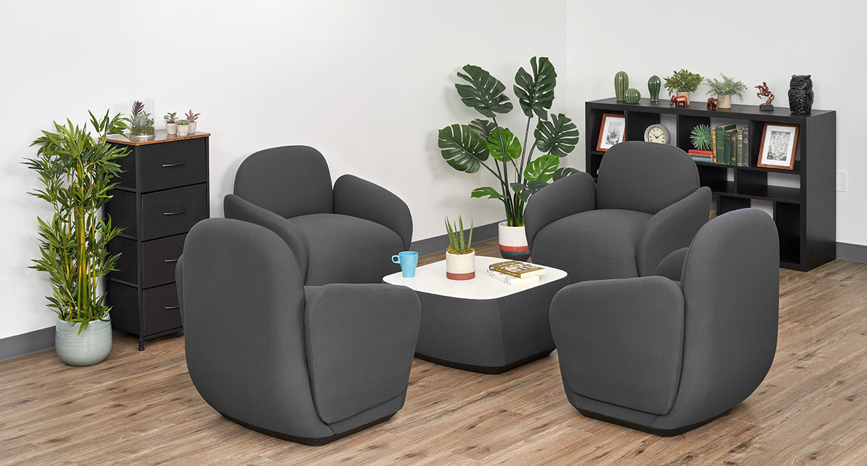 Dillo Crescent Lounge | UPLIFT Desk