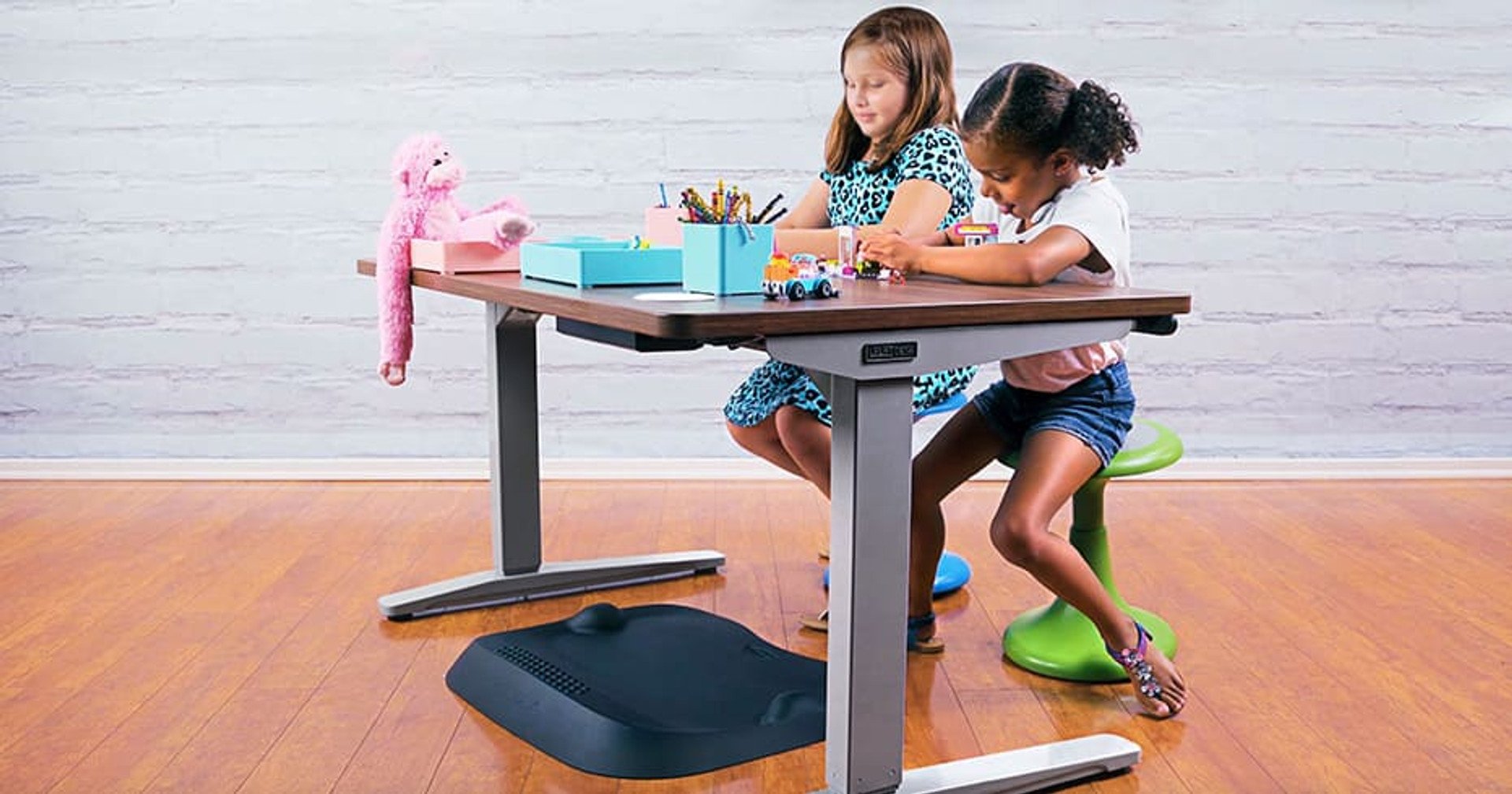 Back to school with ergonomic furniture for kids: Better health, better learning | UPLIFT Desk
