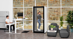 Dillo Crescent Lounge | UPLIFT Desk