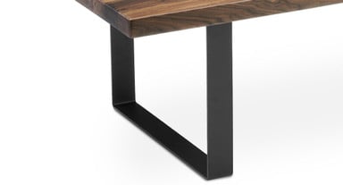 Sleek, sturdy steel legs and a wide range of table tops create a stunning, modern coffee table