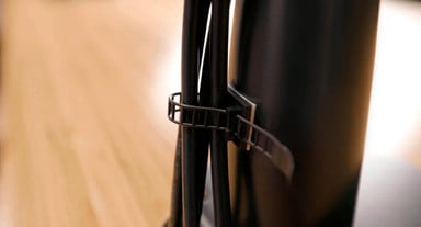 Mounts safely to painted metal surfaces