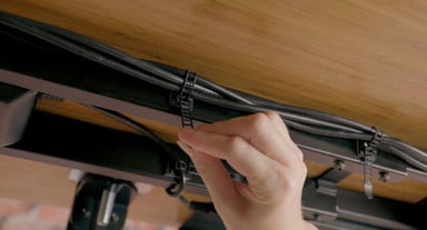 Prevents tangling and snagging easily with these handy tie mounts