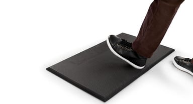 An easy-to-use heel grab feature lets you move the mat without bending over