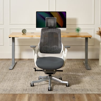 With nine points of adjustment, including the advanced Synchro-tilt mechanism, the Pursuit Ergonomic Chair supports a wide variety of postures and users